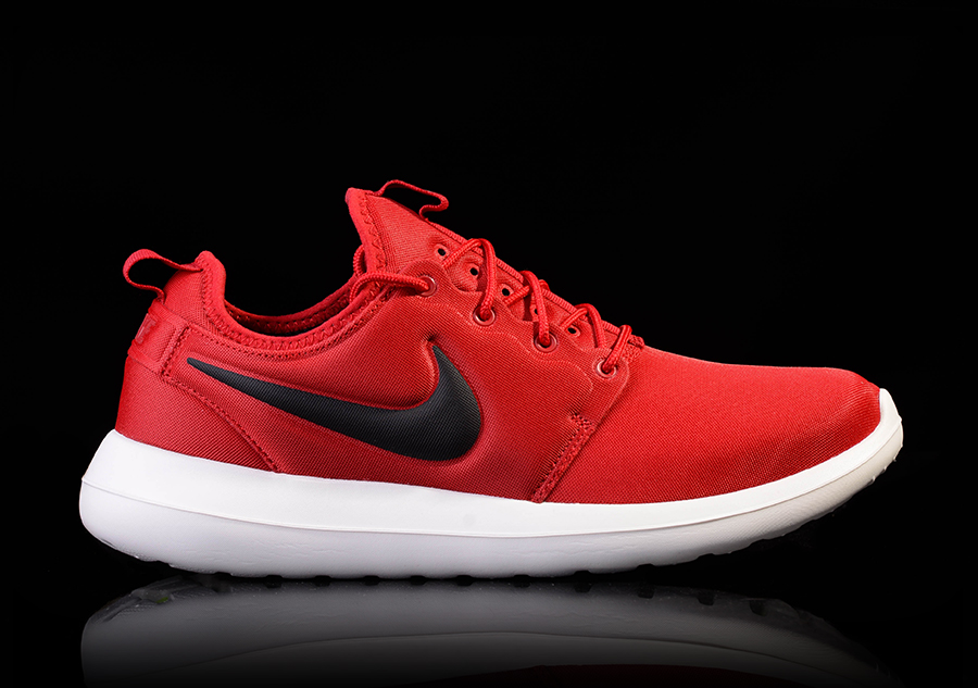 NIKE ROSHE TWO GYM RED price $87.50 | Basketzone.net