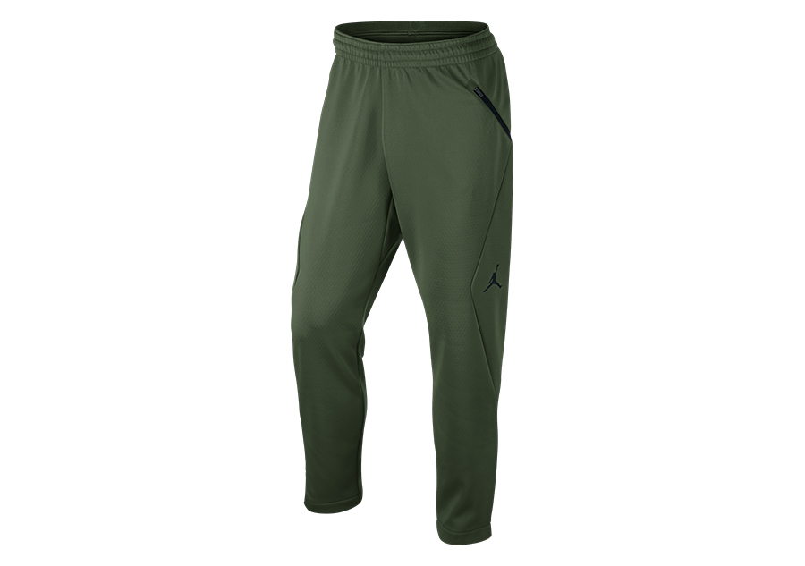 nike therma sphere trousers