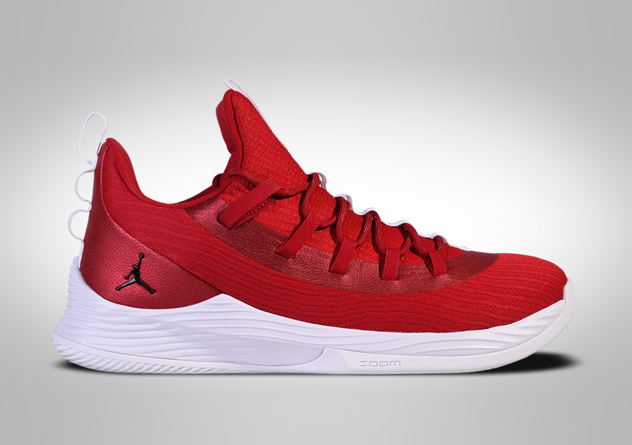 jordan superfly 2 low