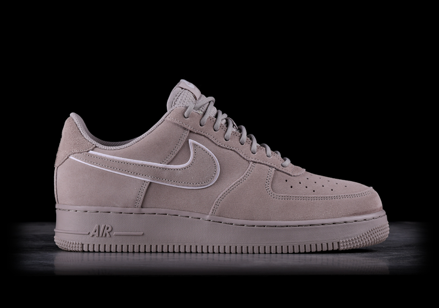 NIKE AIR FORCE 1 '07 SUEDE TAUPE price €102.50 | Basketzone.net