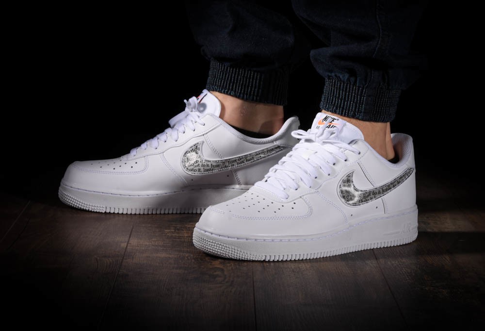 NIKE AIR FORCE 1 '07 LV8 JDI LNTC WHITE