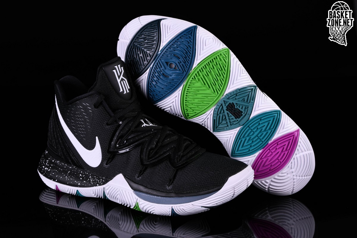 Nike Kids Kyrie 5 GS Basketball Shoe Amazon.com