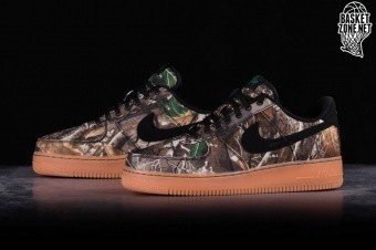 NIKE AIR FORCE 1 '07 LV8 3 REALTREE BLACK price €99.00