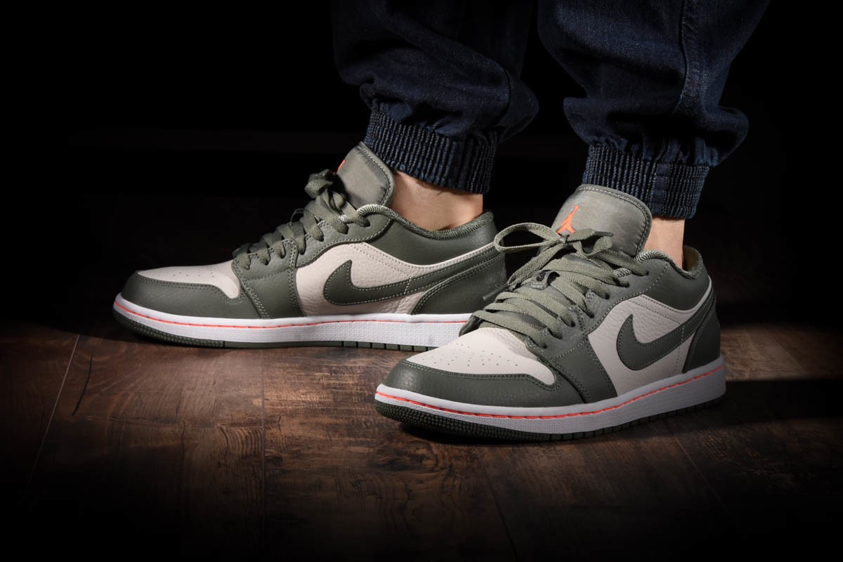 NIKE AIR JORDAN 1 RETRO LOW MILITARY GREEN