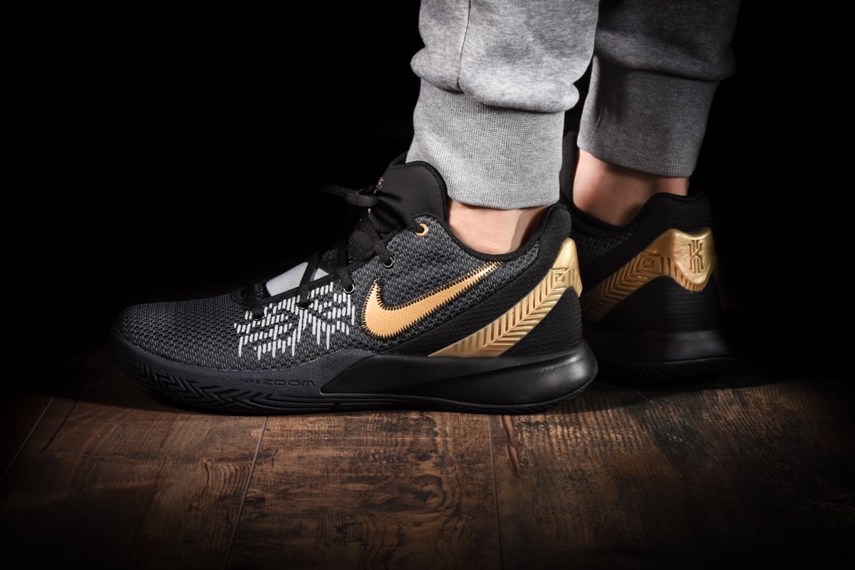 kyrie flytrap 3 black and gold
