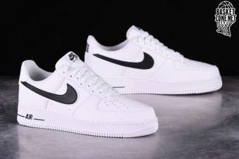 NIKE AIR FORCE 1 '07 WHITE BLACK SWOOSH 