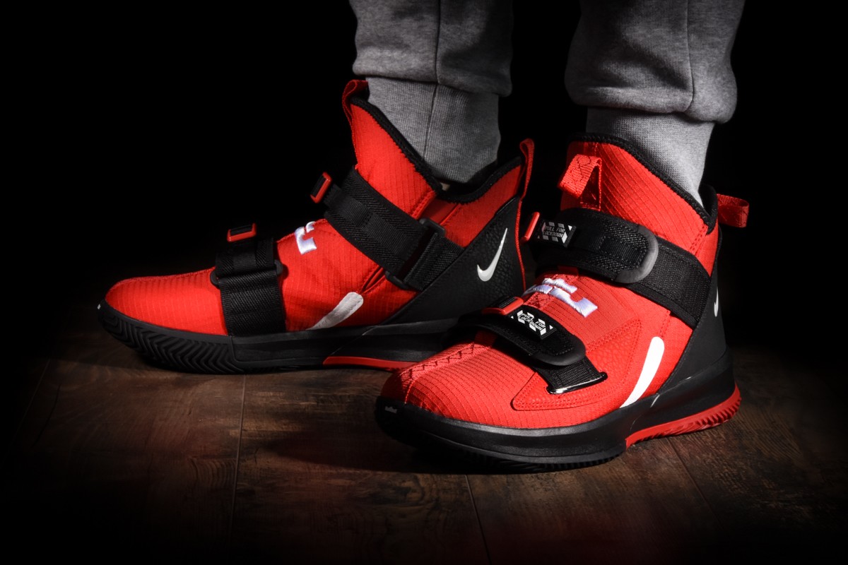 nike lebron soldier 13 red
