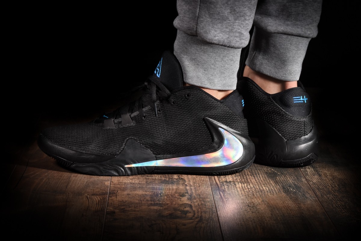 NIKE ZOOM FREAK 1 BLACK IRIDESCENT fur 185 00 kicksmaniac