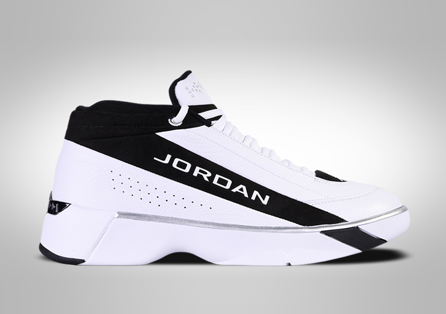 Nike ナイキ Jordan TEAM SHOWCASE WHITE/BLACK/METALLIC SILVER - www.suguru.jp