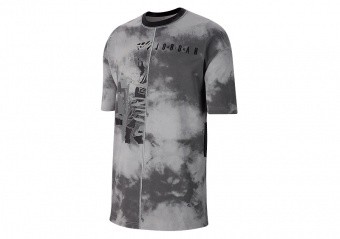 grey and black jordan shirt