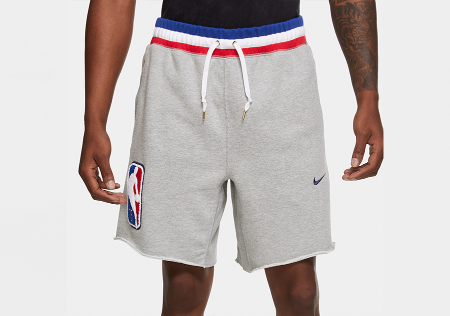 Nike Mens 76ers Courtside 75 Fleece Shorts - Blue/Red Size L