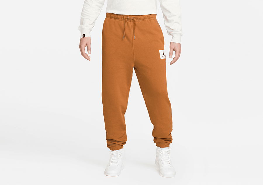 NIKE AIR JORDAN ESSENTIALS STATEMENT FLEECE PANTS DESERT BRONZE